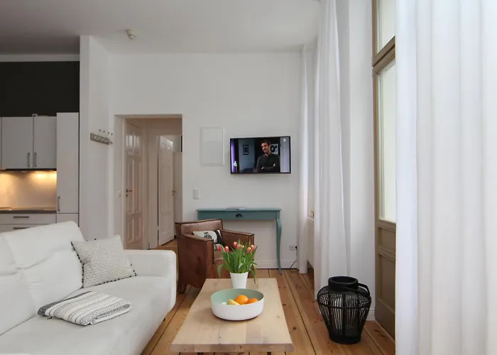 Brise Theresa App 04 *